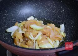 蚝油鸡柳炒洋葱的做法图解3