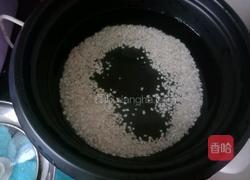 薏仁红枣糖水的做法图解2