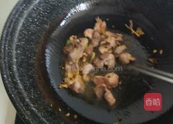 猴腿炒肉的做法图解3