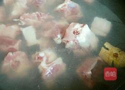 萝卜排骨汤的做法图解3
