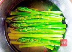 腊肉芦笋的做法图解5