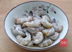 大白菜炒虾仁的做法图解1