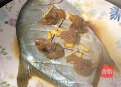 粤式－酸梅蒸金鲳鱼的做法图解4