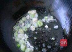 尖椒爆大肠的做法图解4