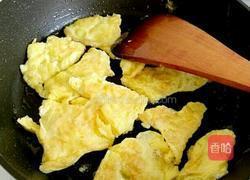 菠菜炒鸡蛋的做法图解4