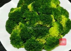 凉调西蓝花的做法图解2