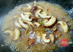 香菇爆炒西蓝花的做法图解9