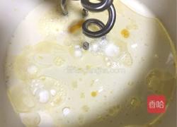 丑丑脆皮纸杯蛋糕的做法图解4