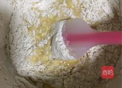 丑丑脆皮纸杯蛋糕的做法图解5