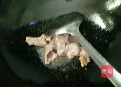 波萝炒牛肉的做法图解3