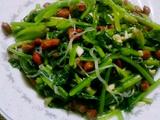 菠菜拌花生