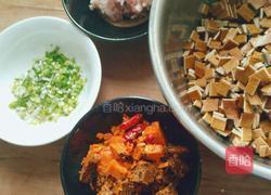 炸豆腐干（麻辣米线里面的那种豆腐干）的做法图解2