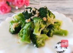 清炒西蓝花的做法图解1