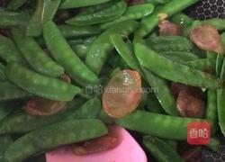 荷兰豆炒香肠的做法图解12