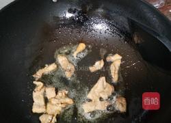 芹菜炒肉的做法图解4