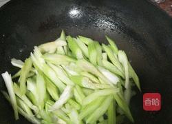 芹菜炒肉的做法图解7