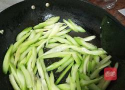 芹菜炒肉的做法图解8