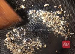 豆豉炒苦麦的做法图解3