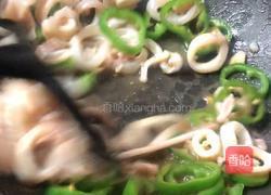 老干妈炒鱿鱼的做法图解6