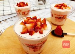 草莓慕斯杯的做法图解15