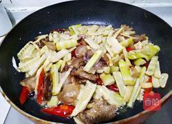 泡椒笋子炒肉片的做法图解13