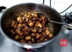 荔浦芋头红烧肉的做法图解4
