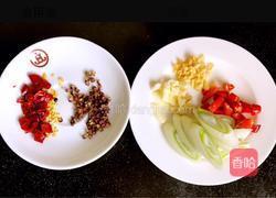 麻辣酥鱼骨的做法图解2