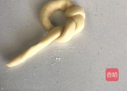 面包辫之一辫菊花辫#下午茶#的做法图解8