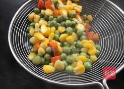 腊肉焖糯米粉的做法图解3