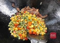 腊肉焖糯米粉的做法图解7