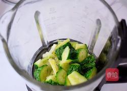 排毒芹菜汁的做法图解5