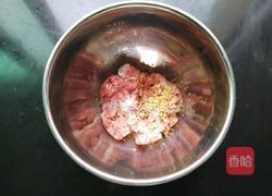 好吃又好看的蒸饺这样做（馅料到造型的详细过程）的做法图解2