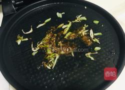 电饼铛黑椒牛肉炒面的做法图解6