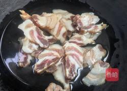 蒜香腊肉的做法图解2