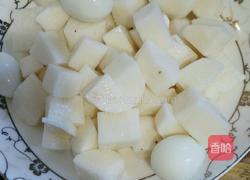 糖醋山药鹌鹑蛋的做法图解1