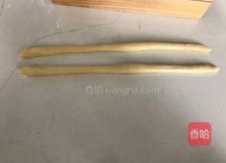 蒸面包（二辫双扣手法）的做法图解5