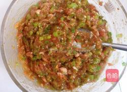 芹菜猪肉饺子的做法图解7