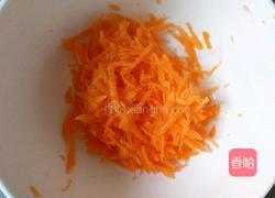 婴儿辅食之红枣红萝卜奶粉粥的做法图解2