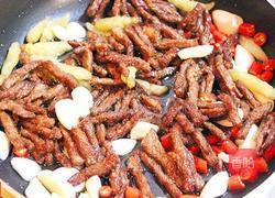 西芹炒牛肉的做法图解4