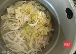 白菜煮肉丸的做法图解5