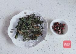 蒲公英玫瑰花茶的做法图解3