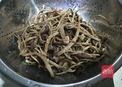 茶树菇烧羊排的做法图解1