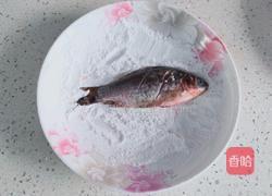 干炸小鲫鱼的做法图解6