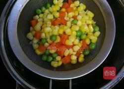 彩色豆炒鸡肉丁的做法图解3