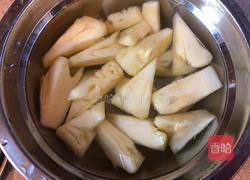 菠萝咕咾豆腐的做法图解1