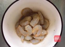 鲜果油条虾的做法图解3