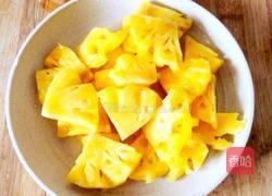 菠萝罐头的做法图解2