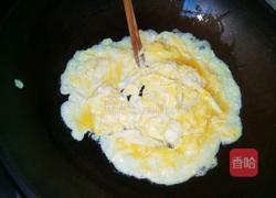 韭菜蛋煎饺的做法图解2