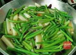 土豆豆角一锅烩的做法图解6