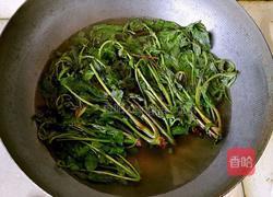 香椿肉酱拌面的做法图解3